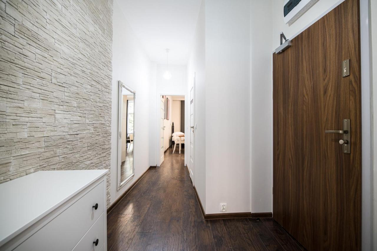 Native Apartments Lubelska 14 Krakau Buitenkant foto